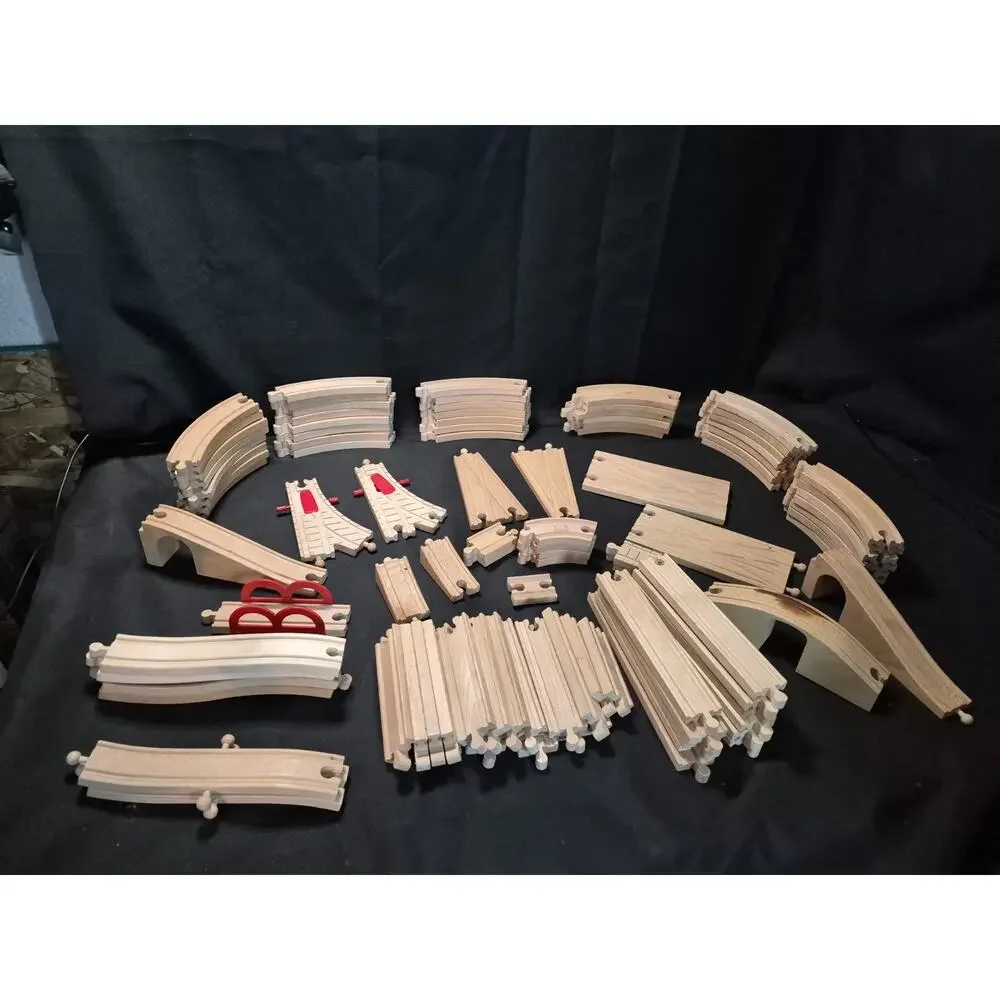 Huge Lot Thomas The Choo Choo Train , Brio , Melissa Doug Trains, Over 300 Pc